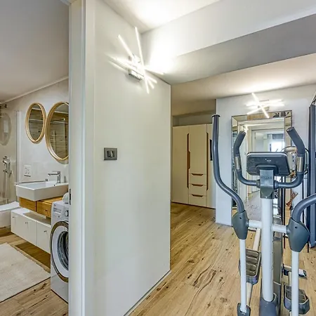 Apartment Deluxe With Whirlpool Crikvenica
