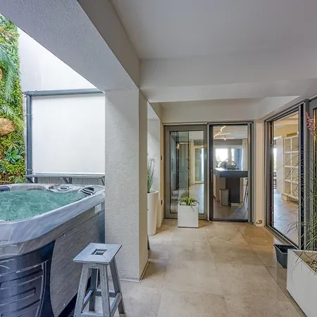 Deluxe With Whirlpool * Crikvenica
