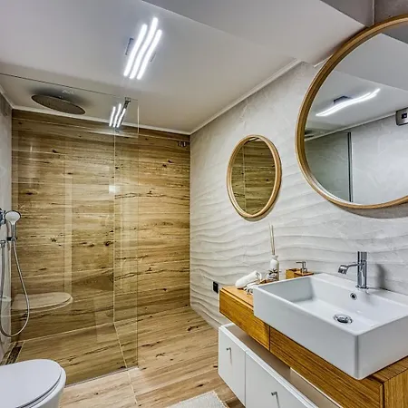 Deluxe With Whirlpool Crikvenica